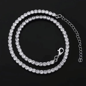 Naszyjnik z cyrkoniami